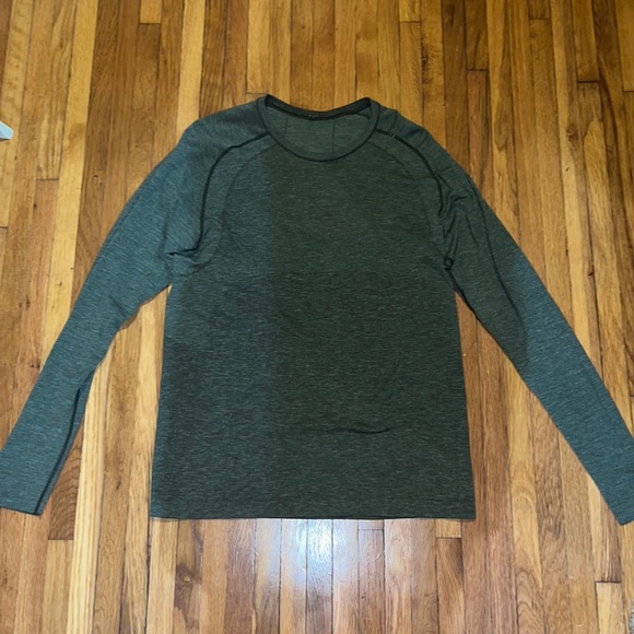 lululemon athletica Other - Lulu men’s shirt size M